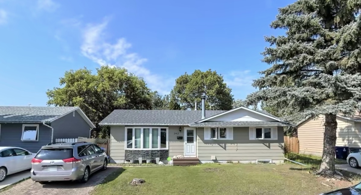 542 Fisher Crescent