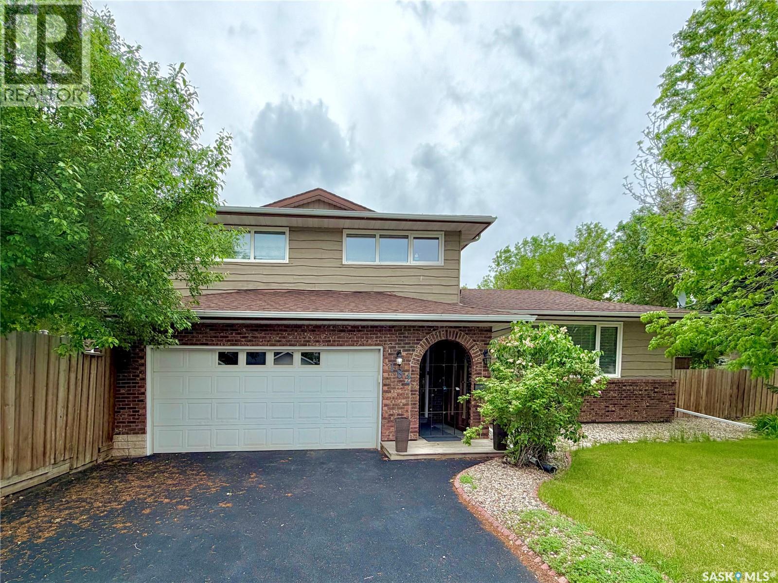 183 Lincoln Drive