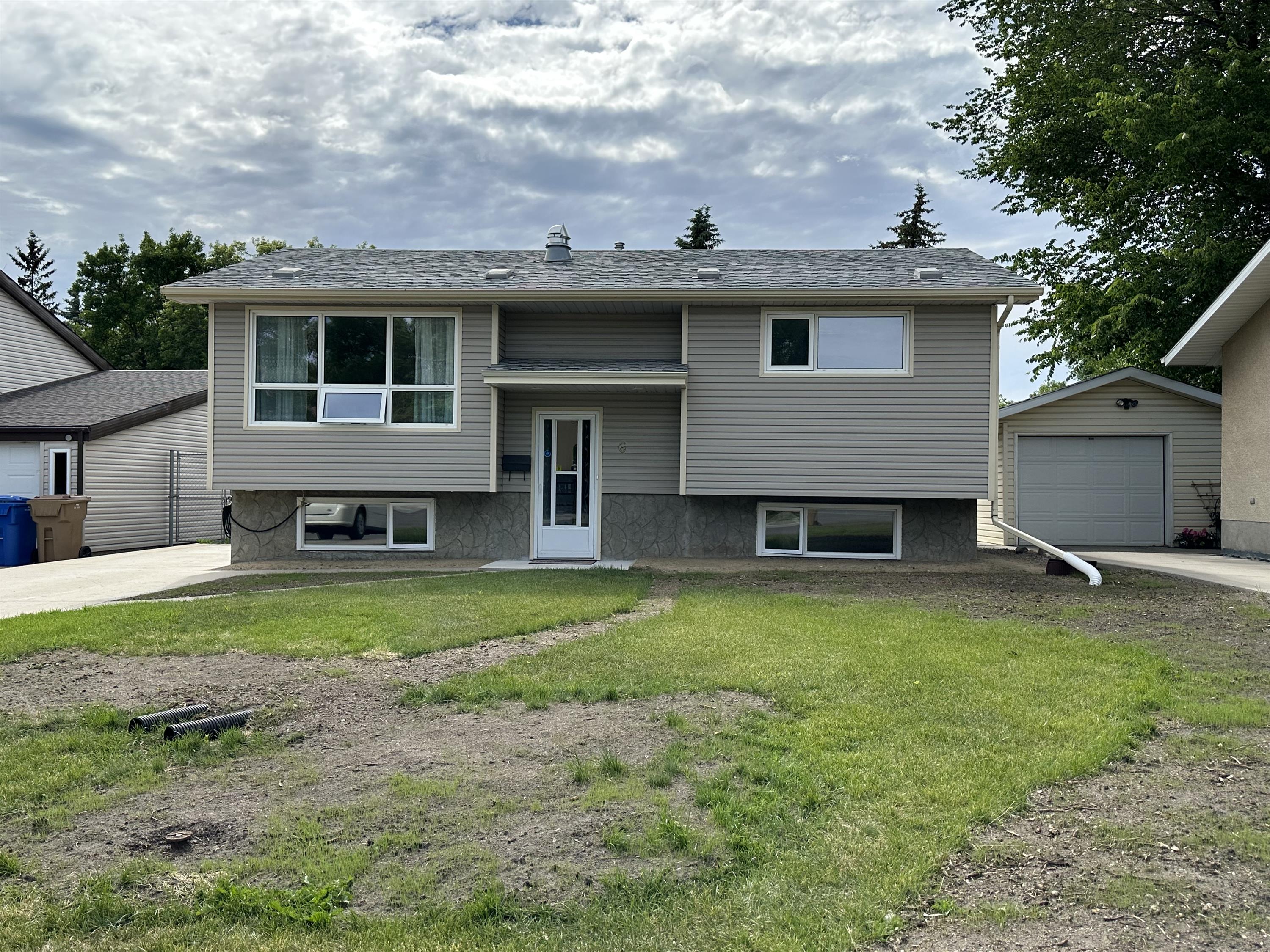 6 Brockelbank Crescent